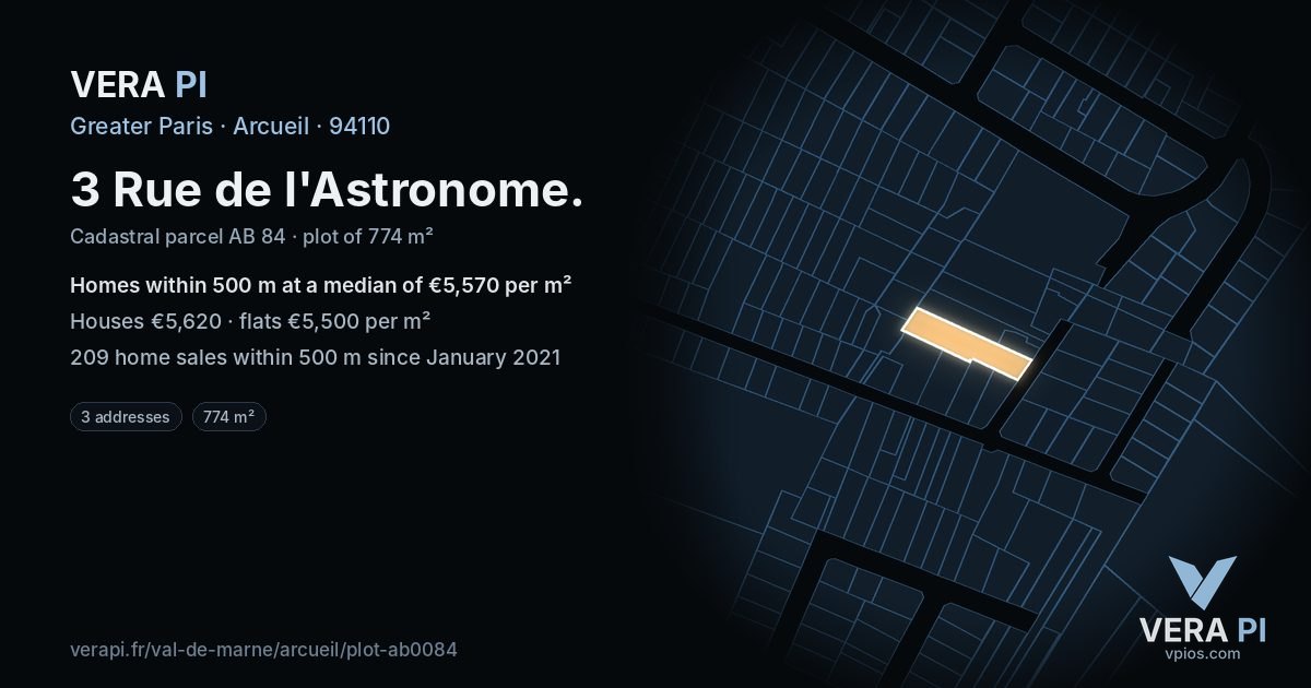 3 Rue de l'Astronome, Arcueil at night – the plot lit, the parcels around coloured by the prices near them