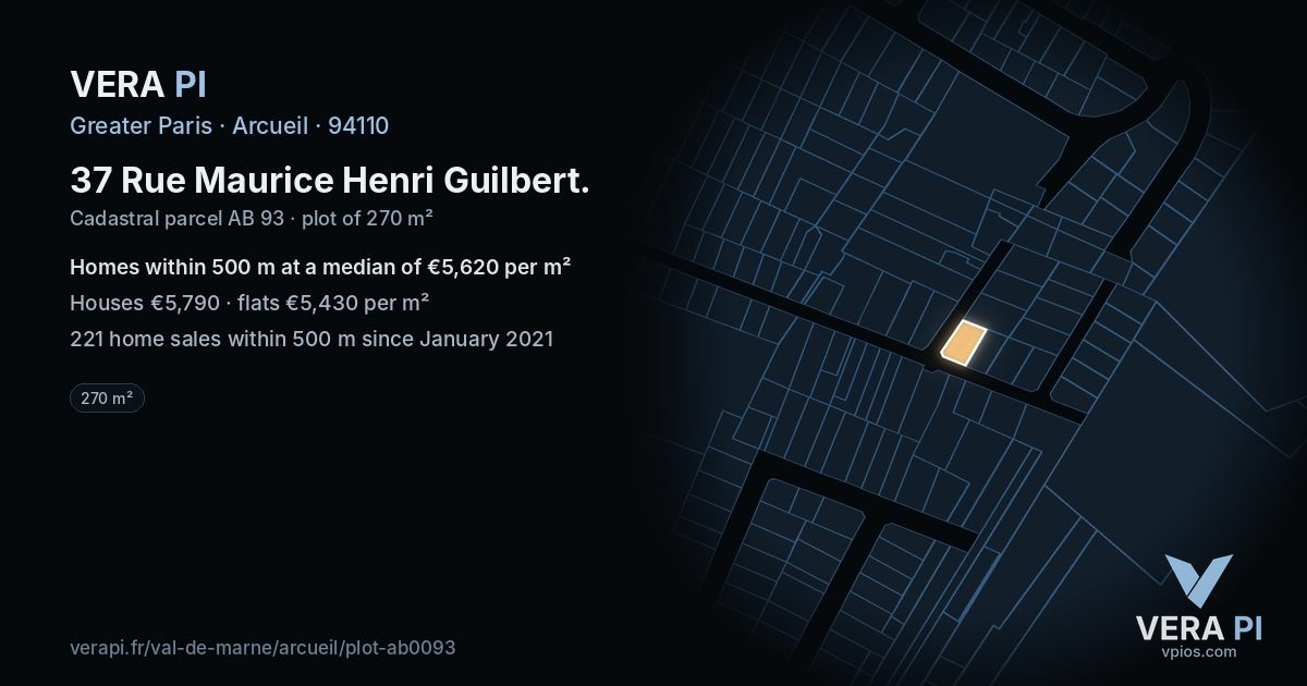 37 Rue Maurice Henri Guilbert, Arcueil at night – the plot lit, the parcels around coloured by the prices near them