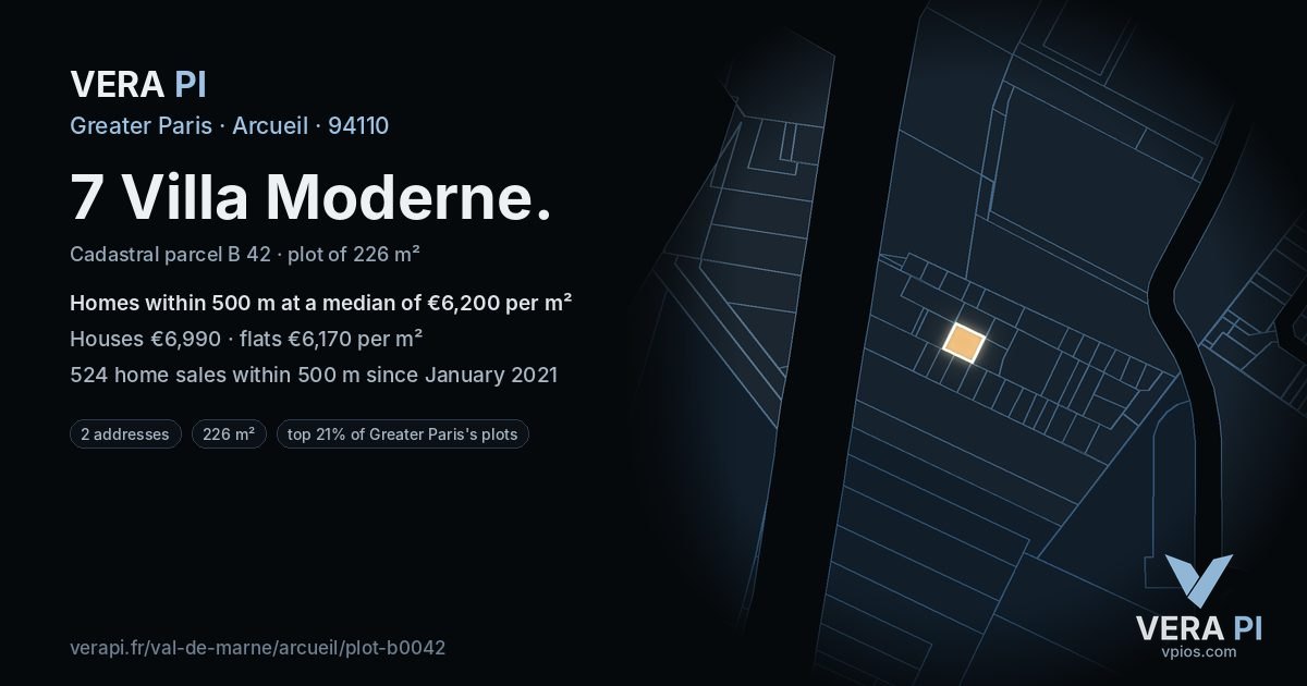 7 Villa Moderne, Arcueil at night – the plot lit, the parcels around coloured by the prices near them