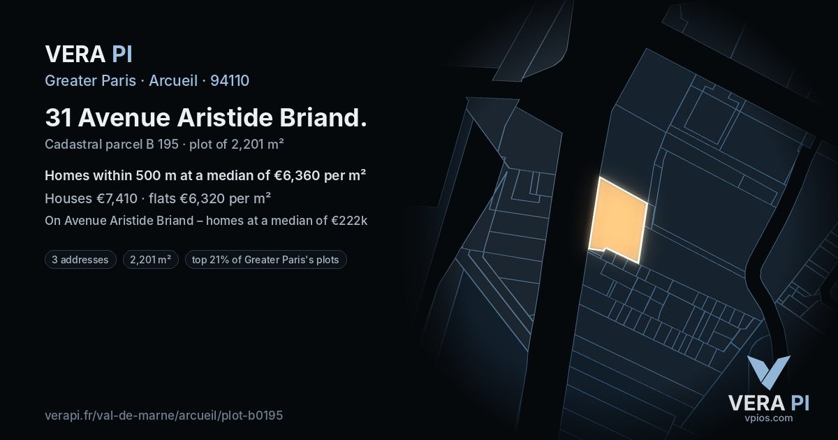 31 Avenue Aristide Briand, Arcueil at night – the plot lit, the parcels around coloured by the prices near them