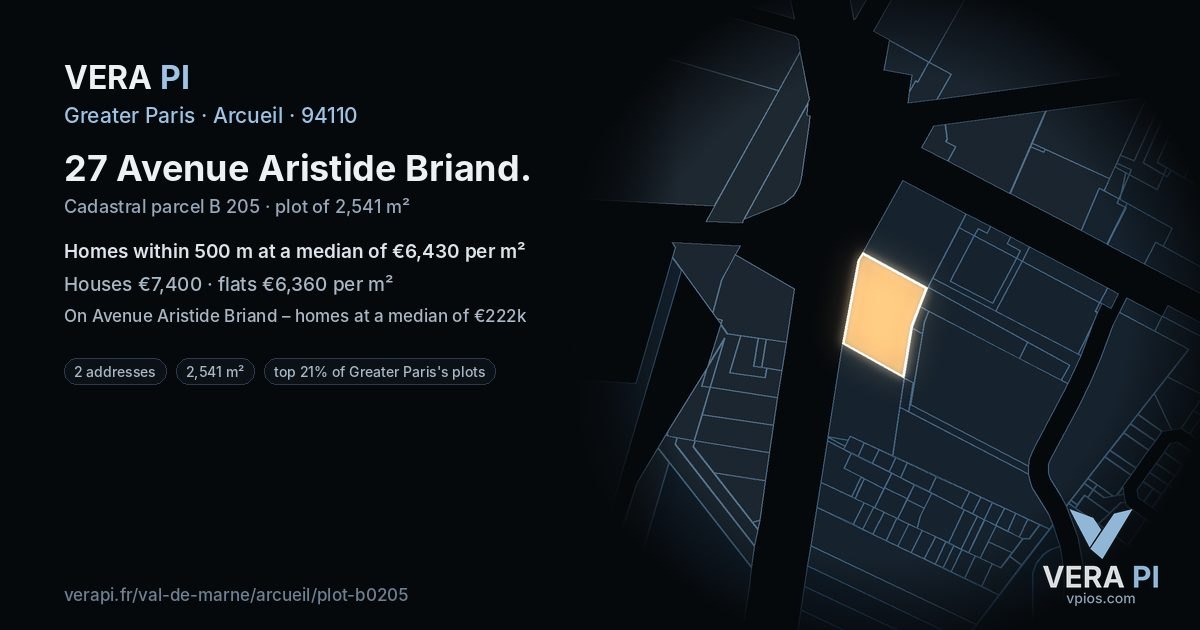 27 Avenue Aristide Briand, Arcueil at night – the plot lit, the parcels around coloured by the prices near them