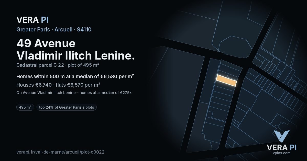 49 Avenue Vladimir Ilitch Lenine, Arcueil at night – the plot lit, the parcels around coloured by the prices near them