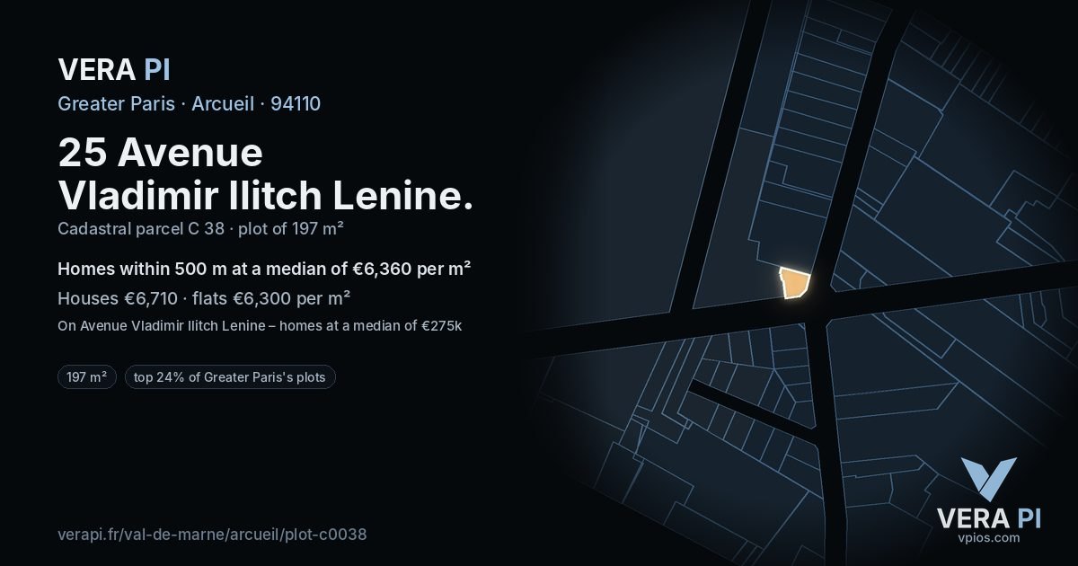 25 Avenue Vladimir Ilitch Lenine, Arcueil at night – the plot lit, the parcels around coloured by the prices near them