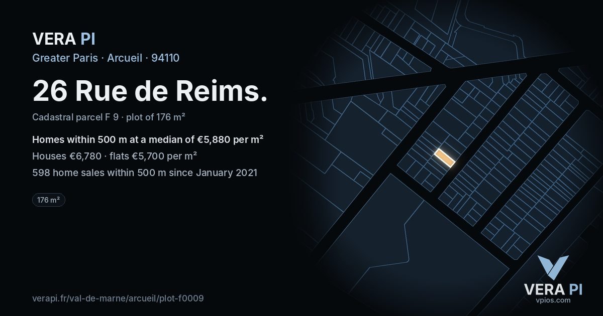 26 Rue de Reims, Arcueil at night – the plot lit, the parcels around coloured by the prices near them