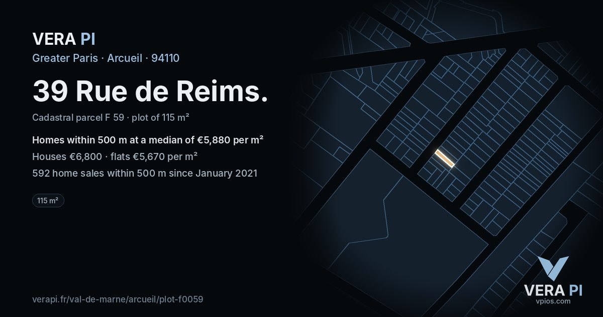 39 Rue de Reims, Arcueil at night – the plot lit, the parcels around coloured by the prices near them