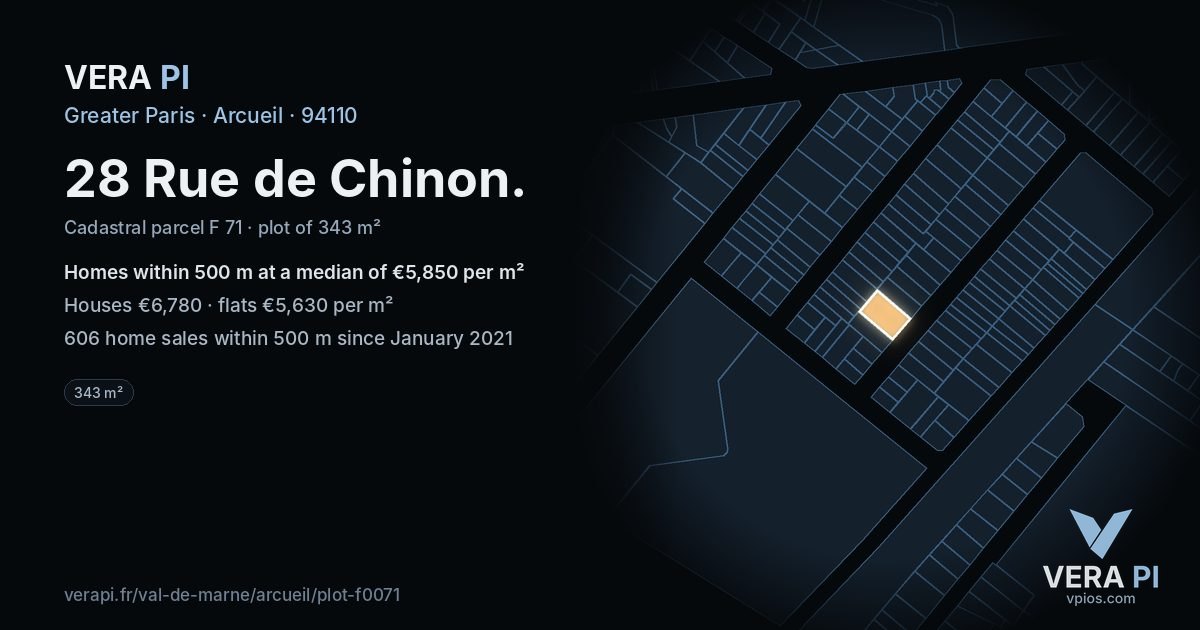 28 Rue de Chinon, Arcueil at night – the plot lit, the parcels around coloured by the prices near them