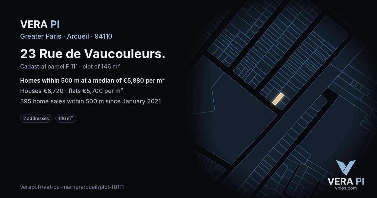23 Rue de Vaucouleurs, Arcueil at night – the plot lit, the parcels around coloured by the prices near them