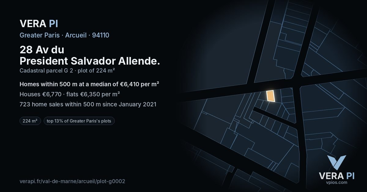 28 Av du President Salvador Allende, Arcueil at night – the plot lit, the parcels around coloured by the prices near them