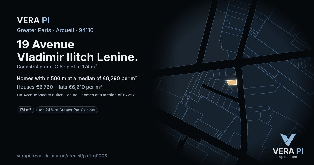 19 Avenue Vladimir Ilitch Lenine, Arcueil at night – the plot lit, the parcels around coloured by the prices near them