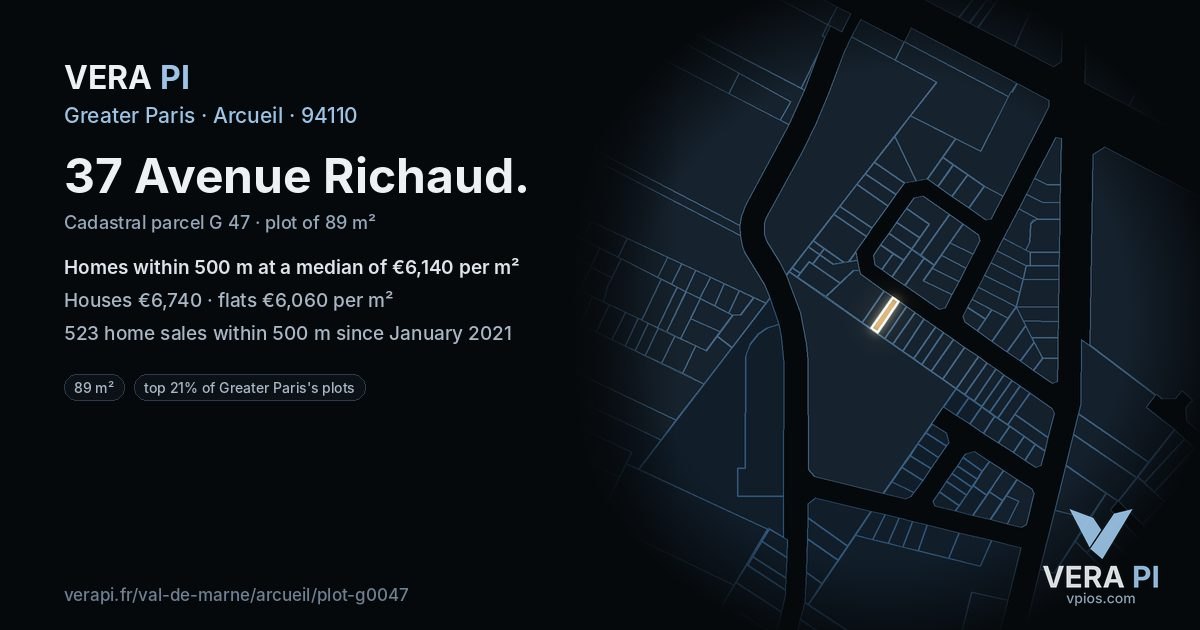 37 Avenue Richaud, Arcueil at night – the plot lit, the parcels around coloured by the prices near them