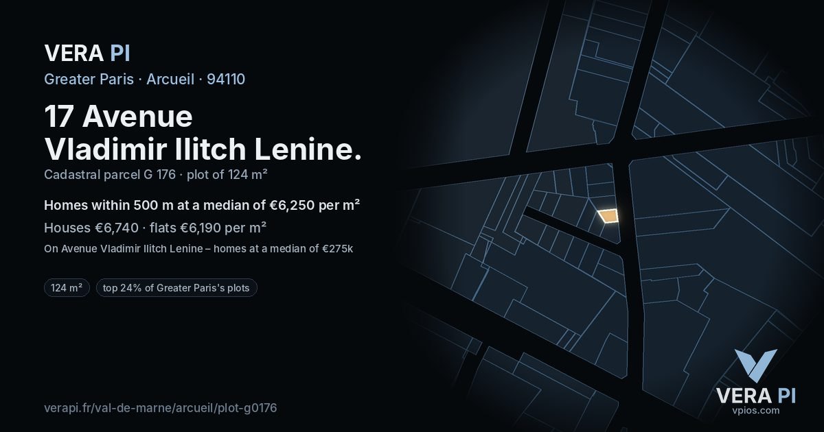 17 Avenue Vladimir Ilitch Lenine, Arcueil at night – the plot lit, the parcels around coloured by the prices near them