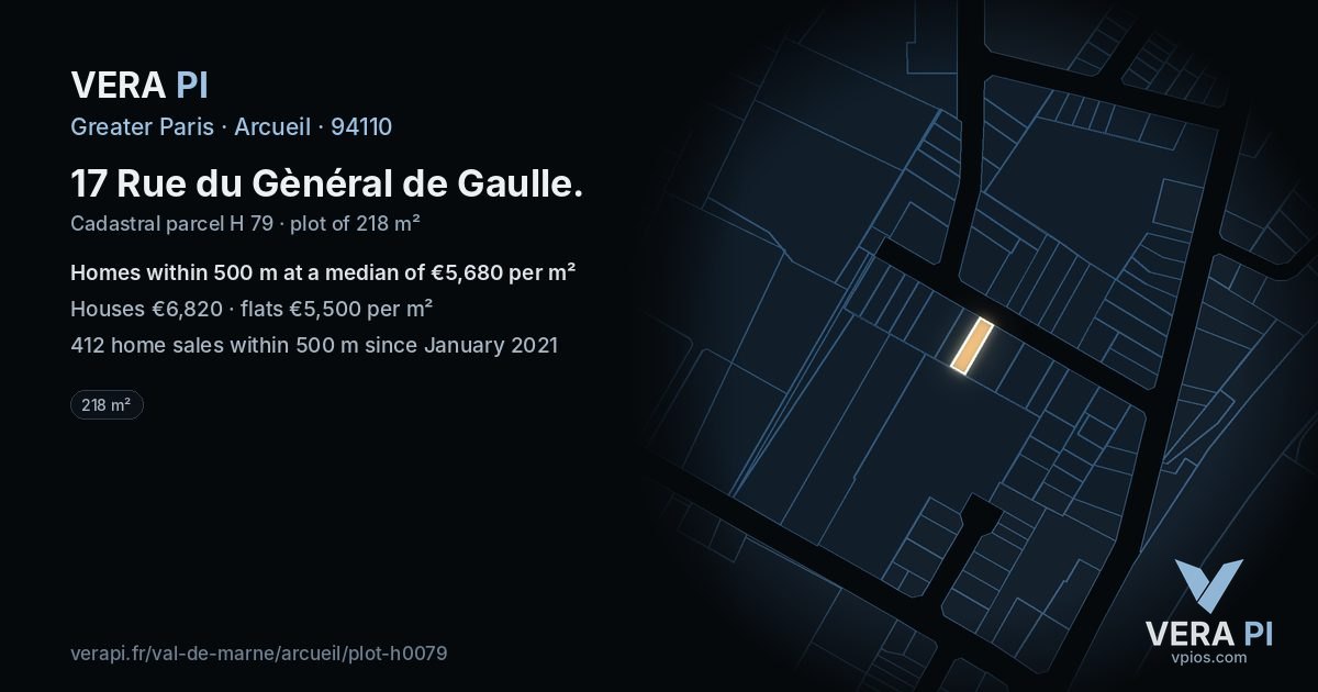 17 Rue du Gènéral de Gaulle, Arcueil at night – the plot lit, the parcels around coloured by the prices near them