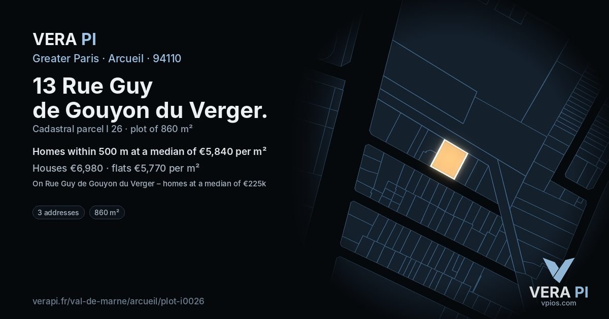 13 Rue Guy de Gouyon du Verger, Arcueil at night – the plot lit, the parcels around coloured by the prices near them