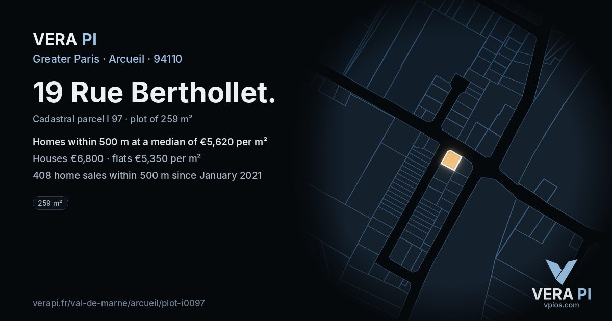 19 Rue Berthollet, Arcueil at night – the plot lit, the parcels around coloured by the prices near them