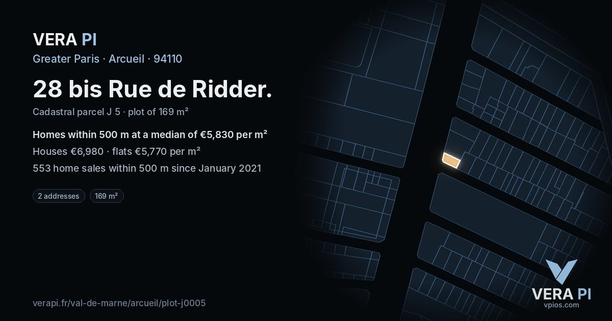 28 bis Rue de Ridder, Arcueil at night – the plot lit, the parcels around coloured by the prices near them