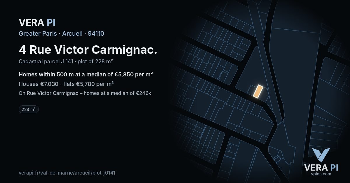 4 Rue Victor Carmignac, Arcueil at night – the plot lit, the parcels around coloured by the prices near them