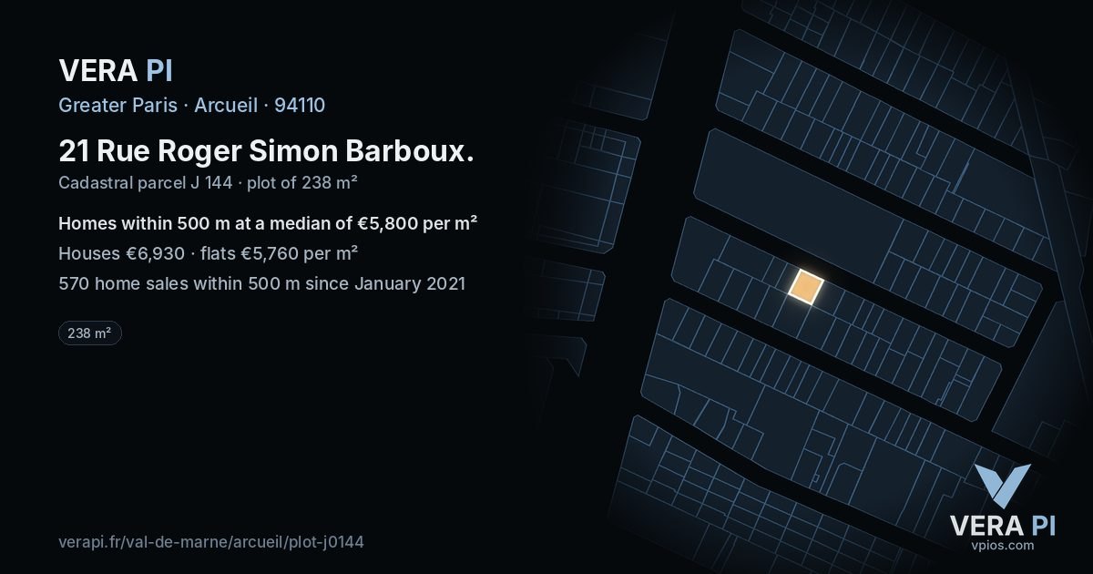 21 Rue Roger Simon Barboux, Arcueil at night – the plot lit, the parcels around coloured by the prices near them
