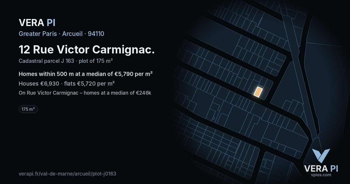 12 Rue Victor Carmignac, Arcueil at night – the plot lit, the parcels around coloured by the prices near them