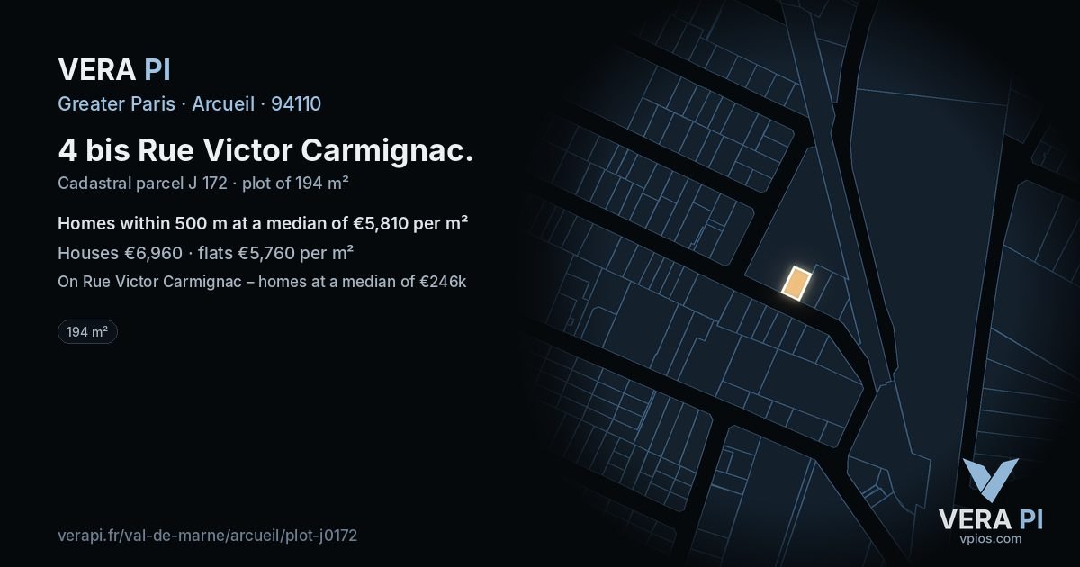 4 bis Rue Victor Carmignac, Arcueil at night – the plot lit, the parcels around coloured by the prices near them