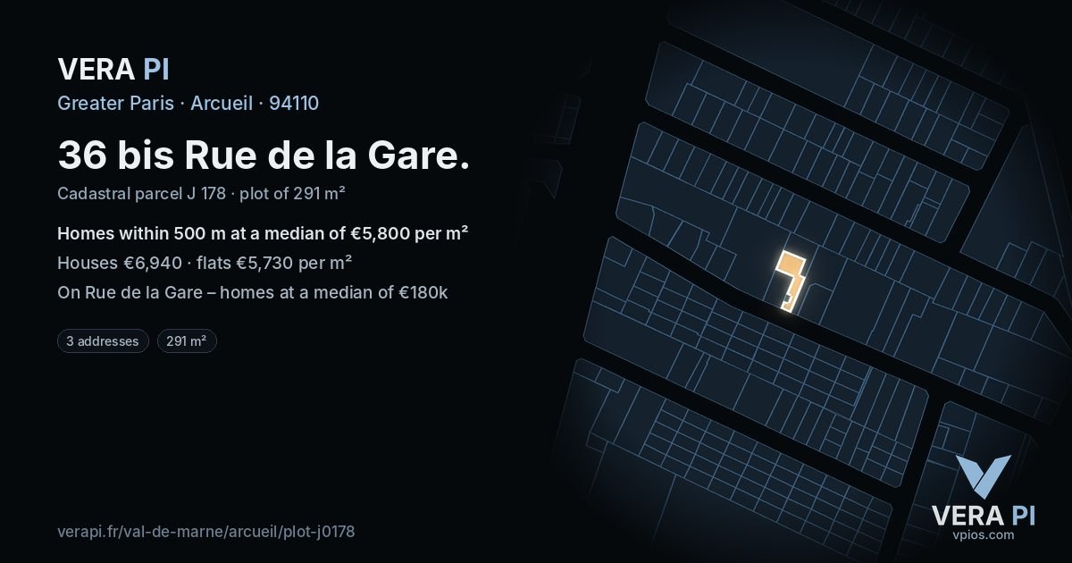 36 bis Rue de la Gare, Arcueil at night – the plot lit, the parcels around coloured by the prices near them