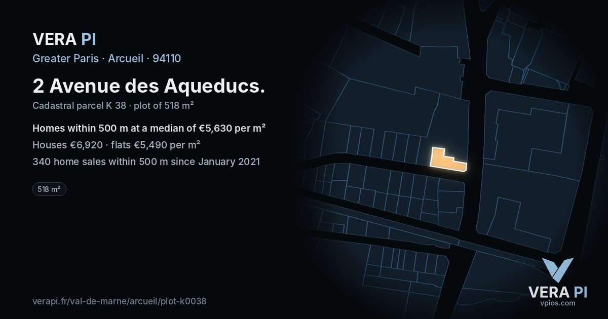 2 Avenue des Aqueducs, Arcueil at night – the plot lit, the parcels around coloured by the prices near them