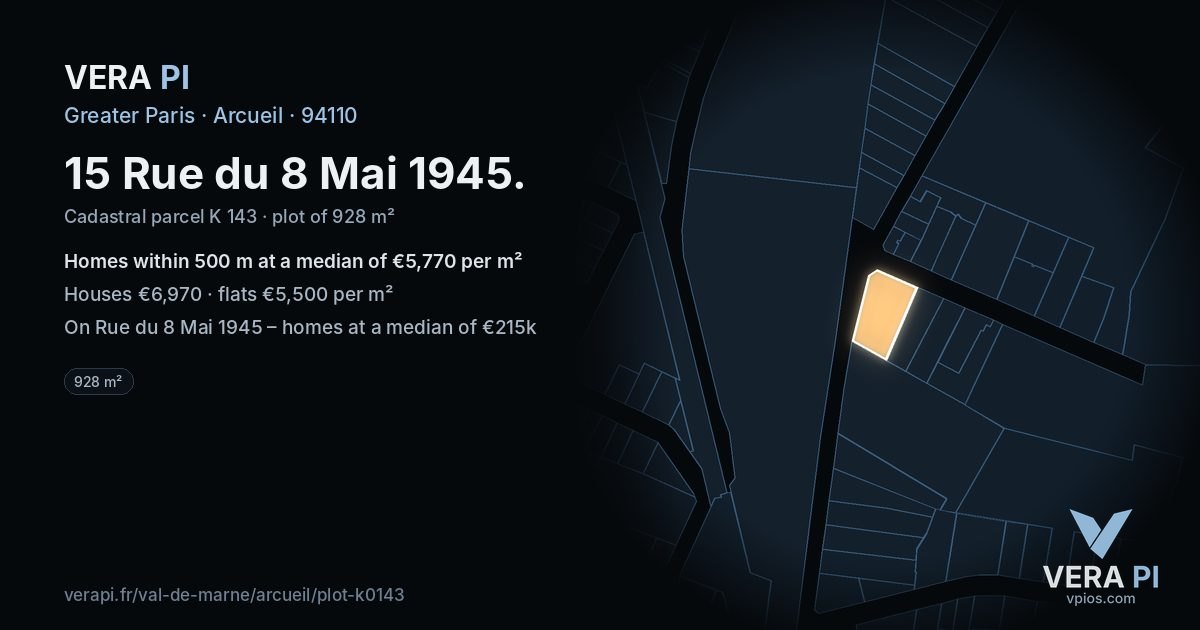15 Rue du 8 Mai 1945, Arcueil at night – the plot lit, the parcels around coloured by the prices near them