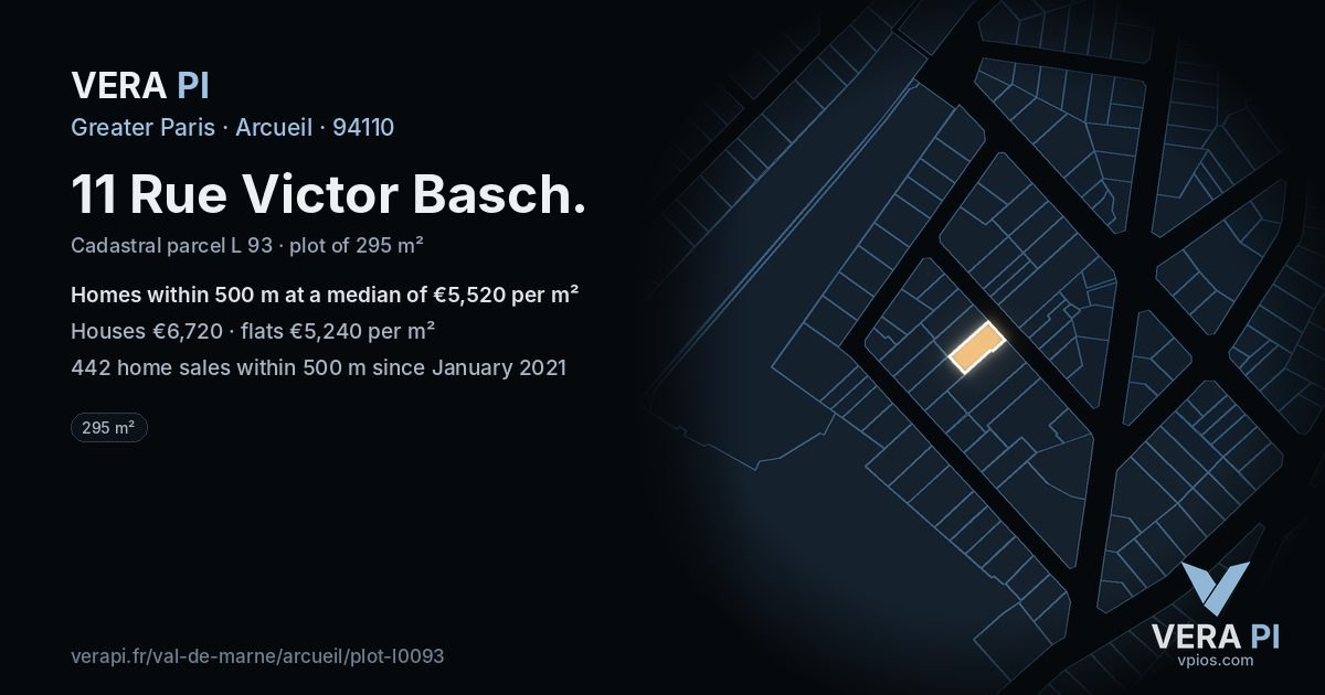 11 Rue Victor Basch, Arcueil at night – the plot lit, the parcels around coloured by the prices near them