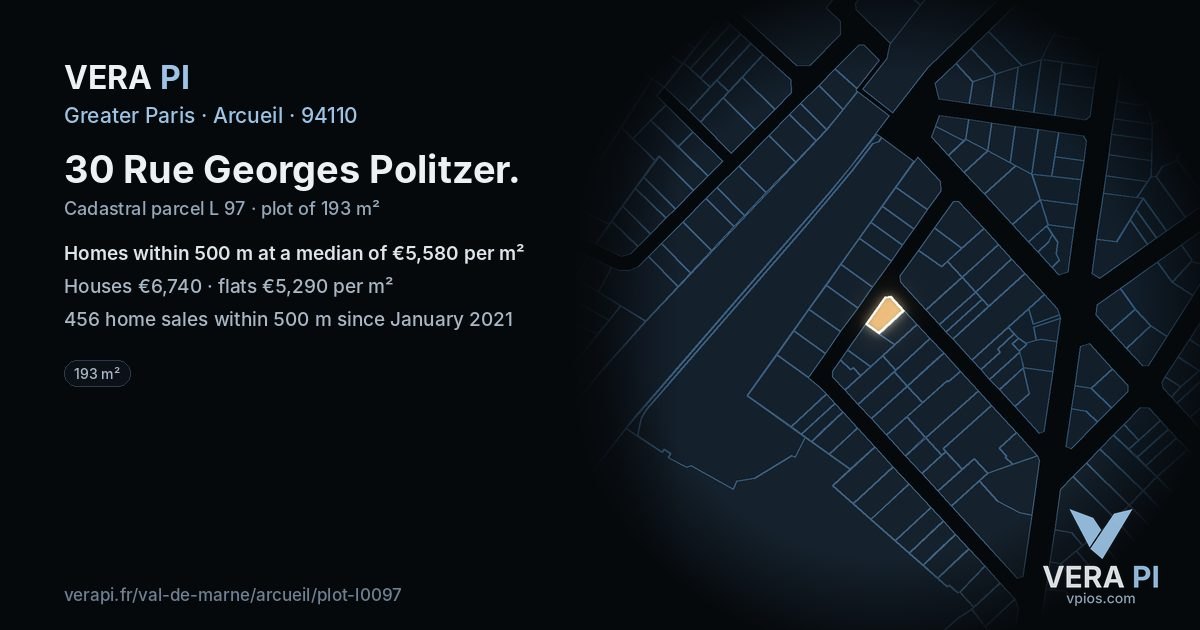 30 Rue Georges Politzer, Arcueil at night – the plot lit, the parcels around coloured by the prices near them