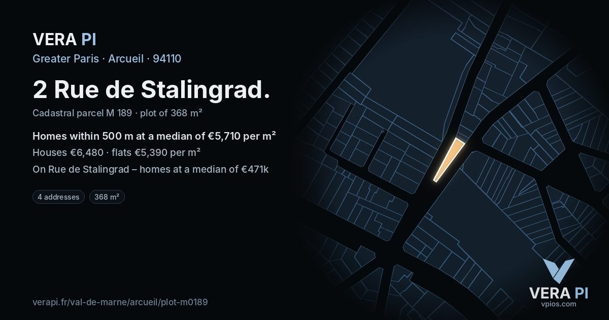 2 Rue de Stalingrad, Arcueil at night – the plot lit, the parcels around coloured by the prices near them