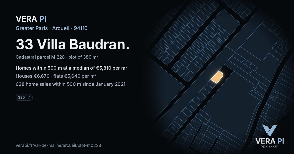 33 Villa Baudran, Arcueil at night – the plot lit, the parcels around coloured by the prices near them