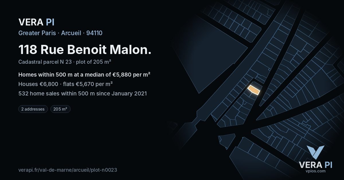 118 Rue Benoit Malon, Arcueil at night – the plot lit, the parcels around coloured by the prices near them