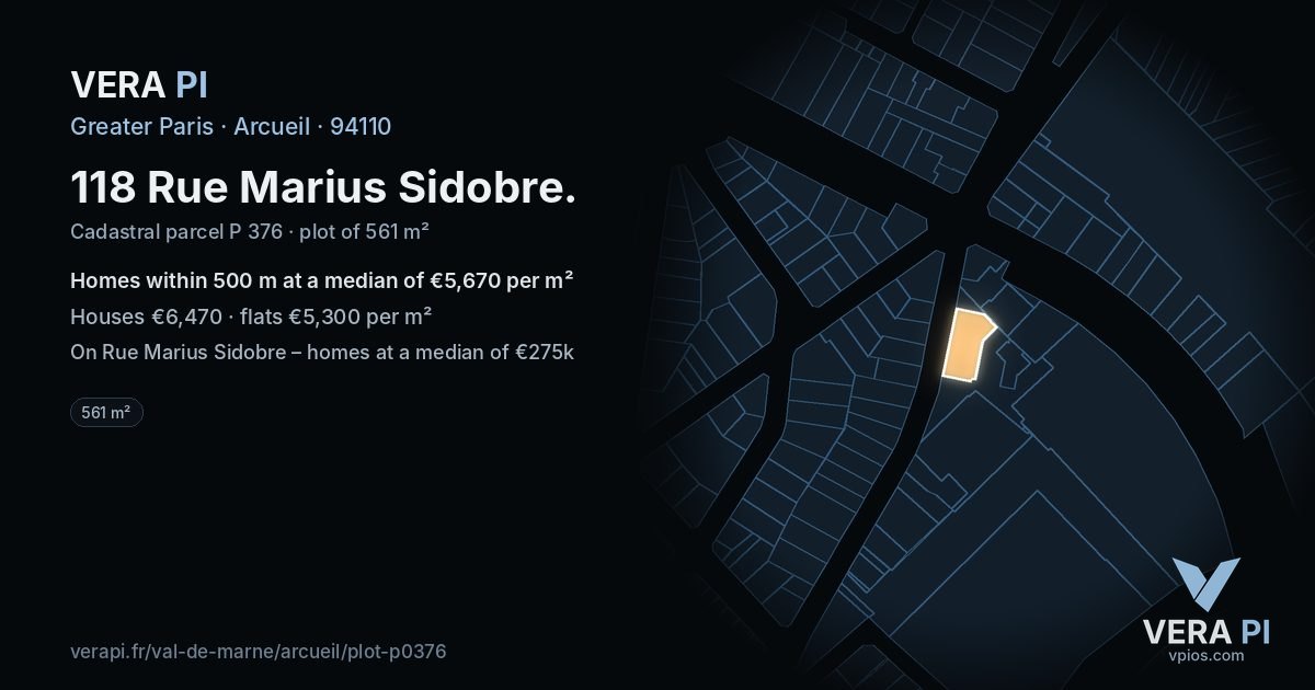 118 Rue Marius Sidobre, Arcueil at night – the plot lit, the parcels around coloured by the prices near them