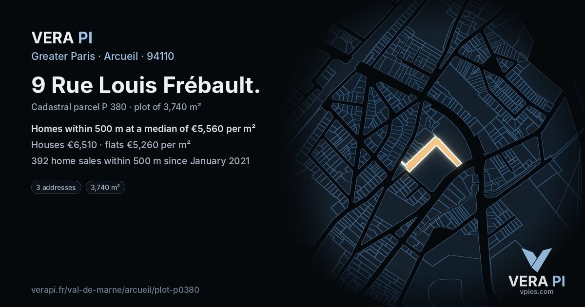 9 Rue Louis Frébault, Arcueil at night – the plot lit, the parcels around coloured by the prices near them