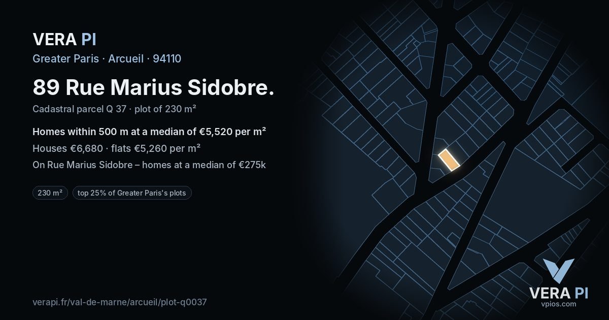 89 Rue Marius Sidobre, Arcueil at night – the plot lit, the parcels around coloured by the prices near them