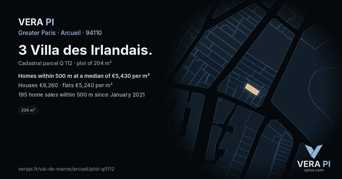 3 Villa des Irlandais, Arcueil at night – the plot lit, the parcels around coloured by the prices near them