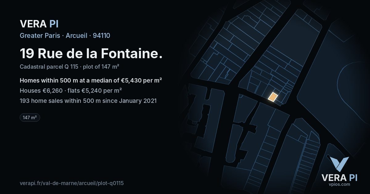 19 Rue de la Fontaine, Arcueil at night – the plot lit, the parcels around coloured by the prices near them