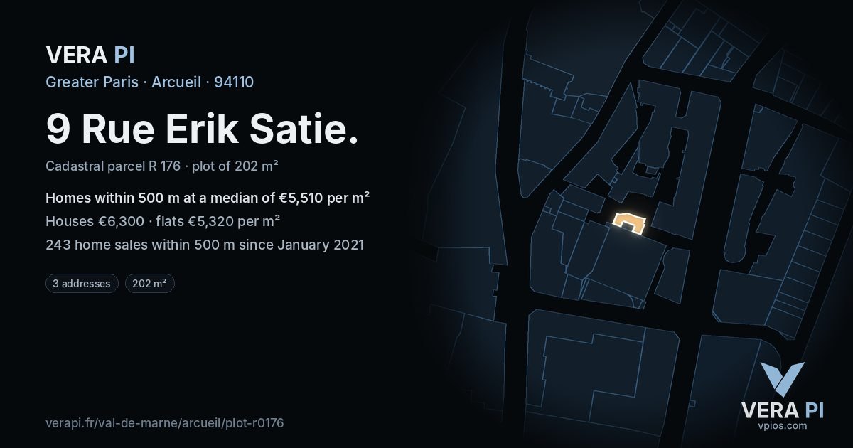 9 Rue Erik Satie, Arcueil at night – the plot lit, the parcels around coloured by the prices near them