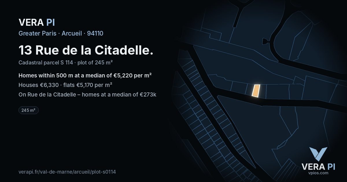 13 Rue de la Citadelle, Arcueil at night – the plot lit, the parcels around coloured by the prices near them