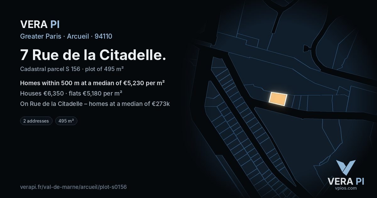 7 Rue de la Citadelle, Arcueil at night – the plot lit, the parcels around coloured by the prices near them