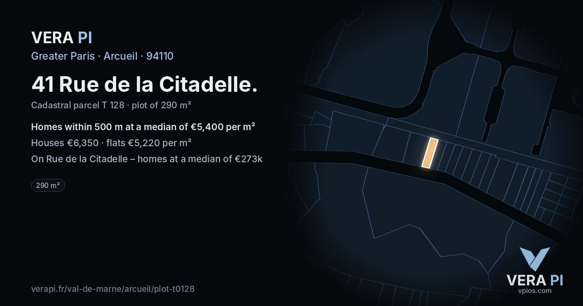 41 Rue de la Citadelle, Arcueil at night – the plot lit, the parcels around coloured by the prices near them