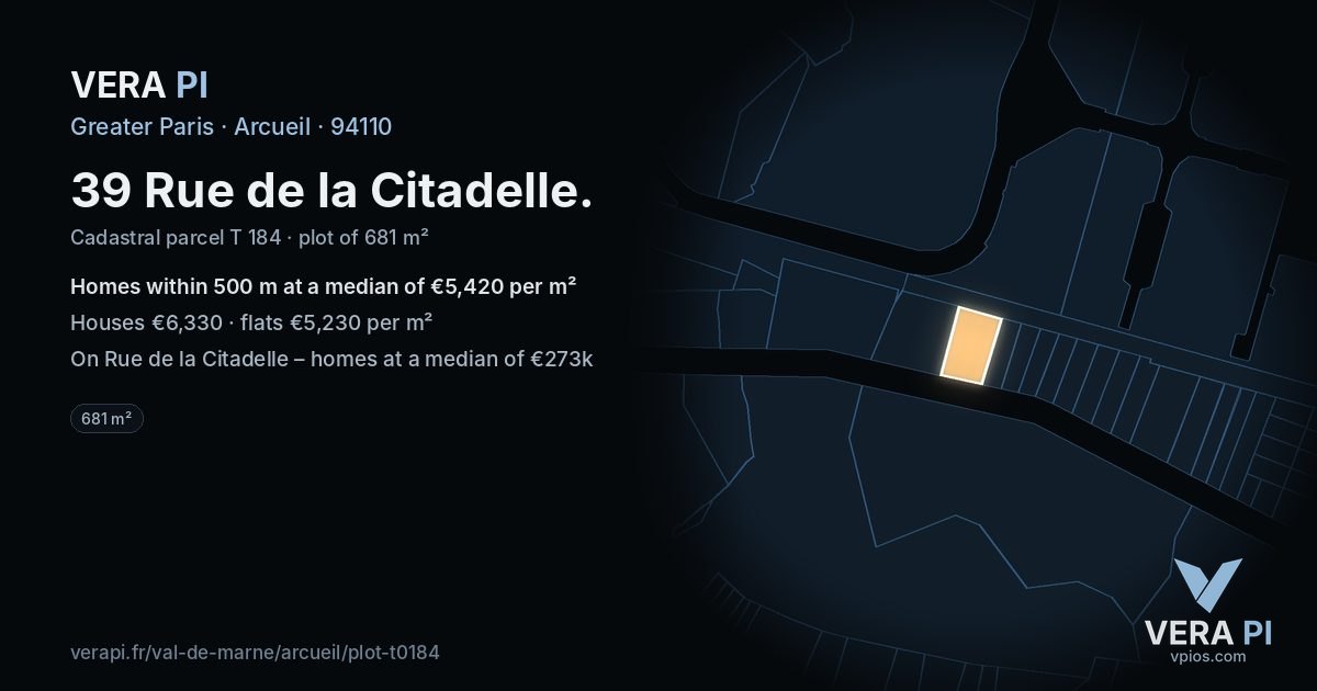 39 Rue de la Citadelle, Arcueil at night – the plot lit, the parcels around coloured by the prices near them