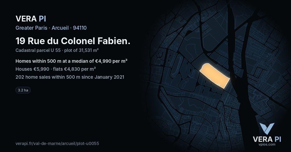 19 Rue du Colonel Fabien, Arcueil at night – the plot lit, the parcels around coloured by the prices near them