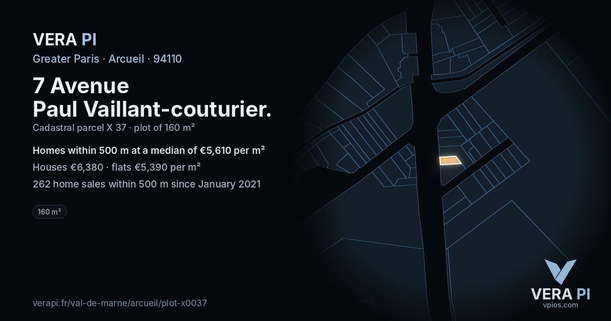 7 Avenue Paul Vaillant-couturier, Arcueil at night – the plot lit, the parcels around coloured by the prices near them