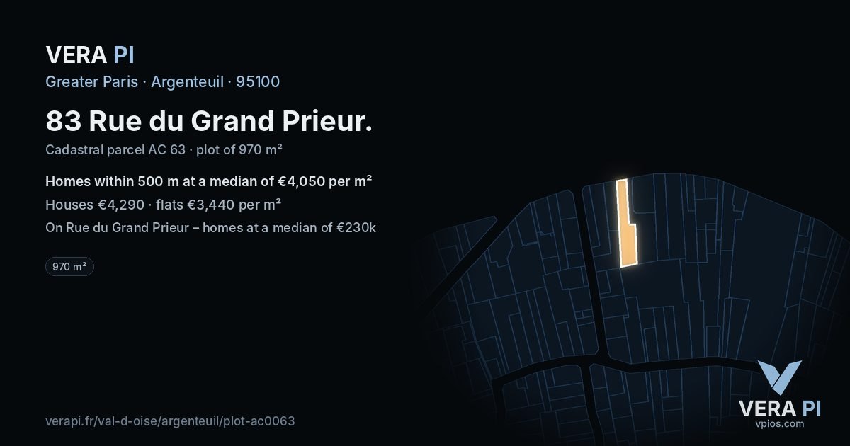 83 Rue du Grand Prieur, Argenteuil at night – the plot lit, the parcels around coloured by the prices near them