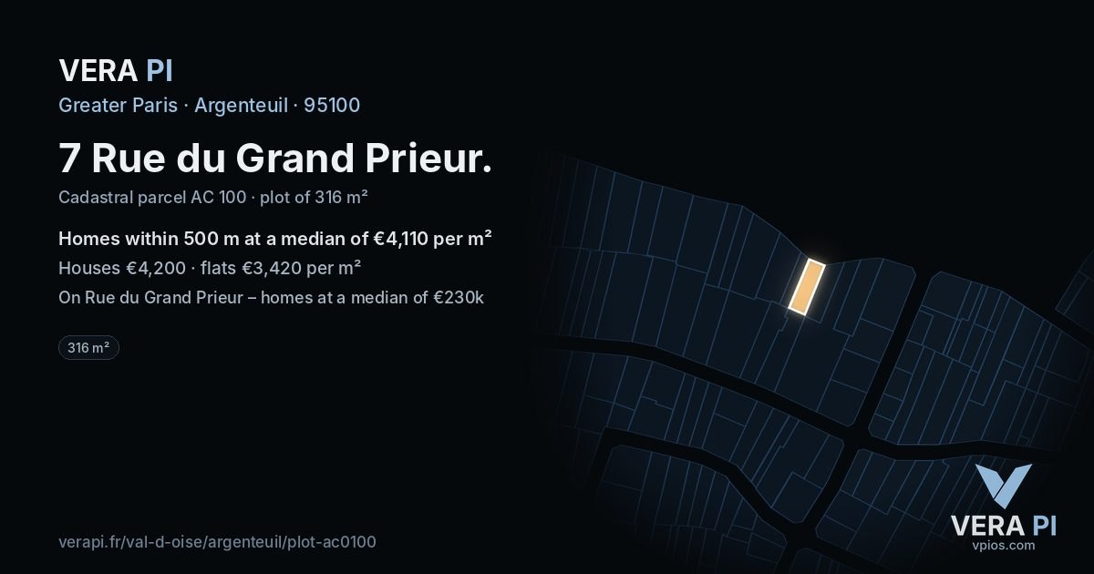 7 Rue du Grand Prieur, Argenteuil at night – the plot lit, the parcels around coloured by the prices near them