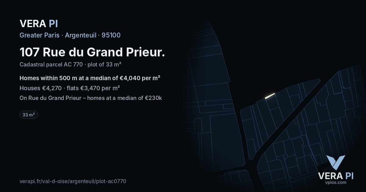 107 Rue du Grand Prieur, Argenteuil at night – the plot lit, the parcels around coloured by the prices near them