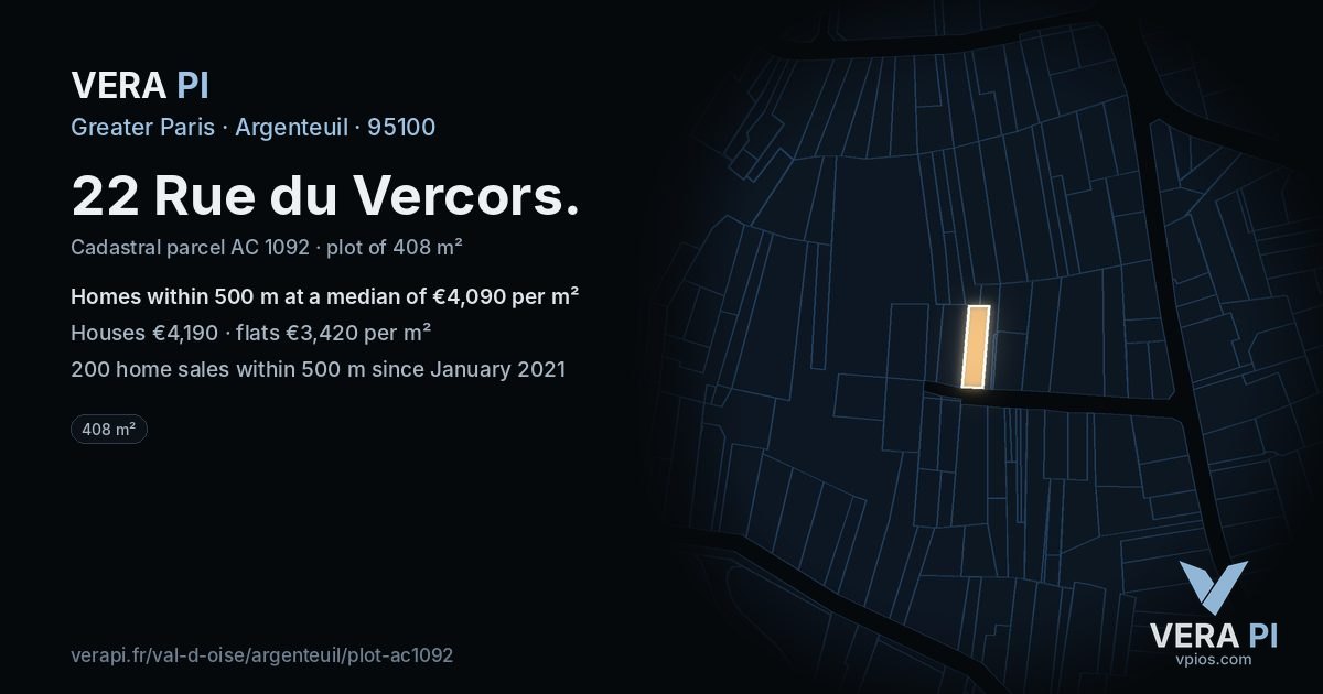 22 Rue du Vercors, Argenteuil at night – the plot lit, the parcels around coloured by the prices near them