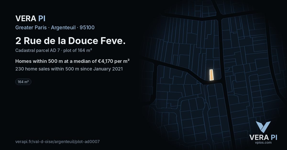 2 Rue de la Douce Feve, Argenteuil at night – the plot lit, the parcels around coloured by the prices near them