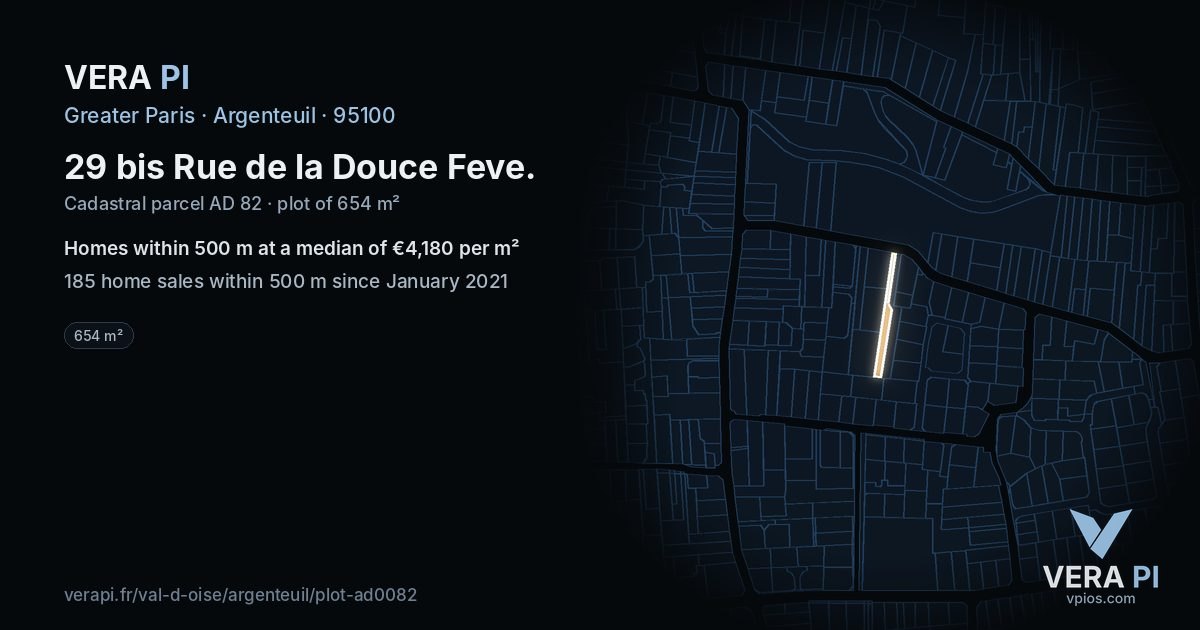 29 bis Rue de la Douce Feve, Argenteuil at night – the plot lit, the parcels around coloured by the prices near them