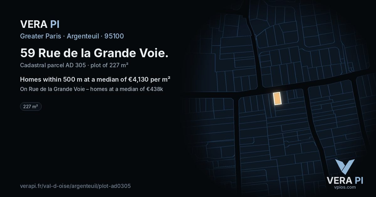 59 Rue de la Grande Voie, Argenteuil at night – the plot lit, the parcels around coloured by the prices near them